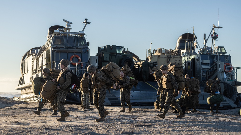 24th MEU Marines Disembark USS New York After PMINT