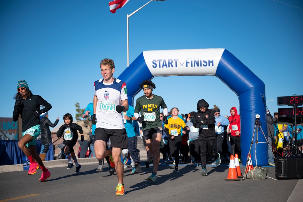 Holloman hosts inaugural Ace of Races marathon