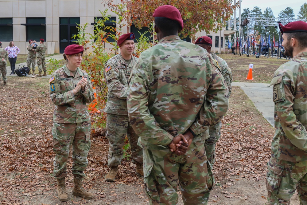 82nd Airborne Division Sustainment Brigade Beret Donning Ceremony