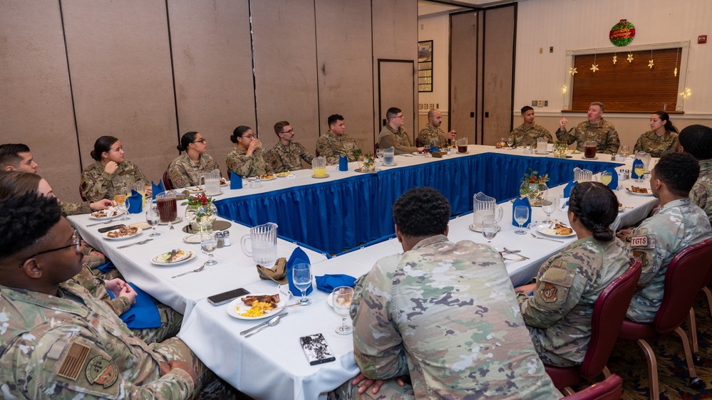 7AF leaders’ battlefield circulation shows Wolf Pack continued support