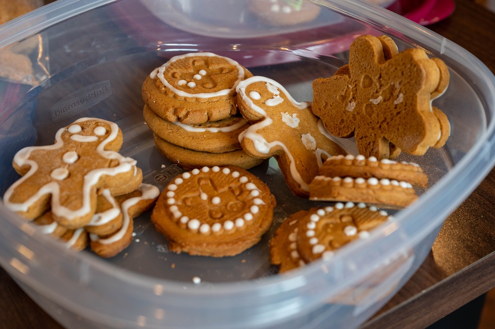 Sweet surprises: Christmas cookies delivered to RAB dorm Airmen