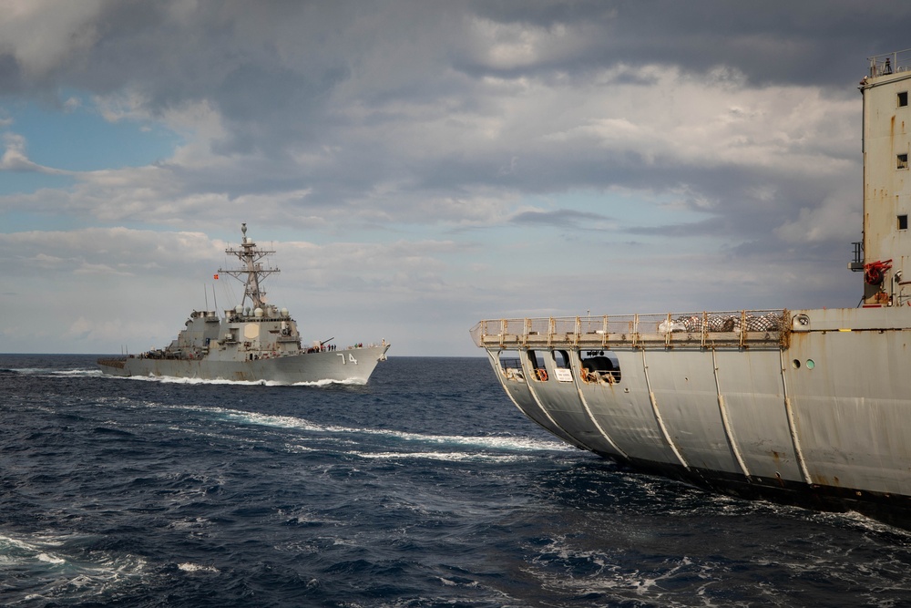 USS McFaul (DDG 74) Conducts RAS with USNS Laramie (T-AO 203)