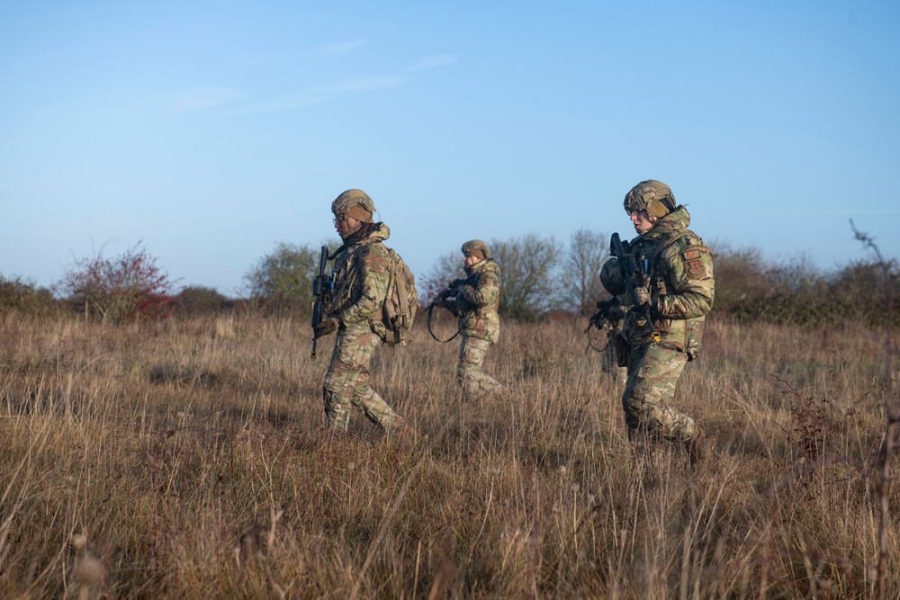 423d SFS completes weeklong weapons and tactics training