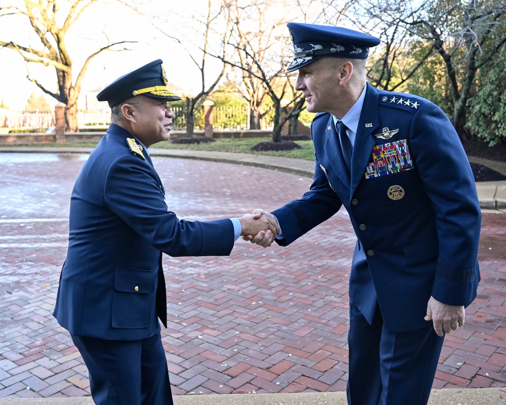 CSAF Allvin hosts Thai ACM Pattanakul arrival ceremony