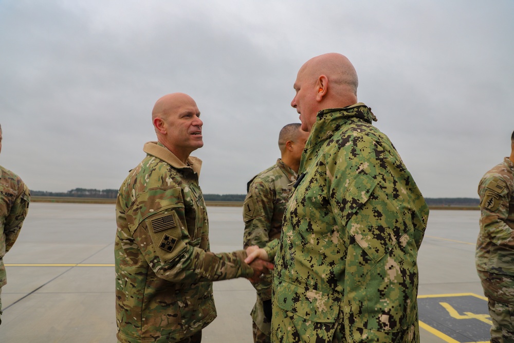 Sustainment Soldiers Participate in USO Holiday Tour