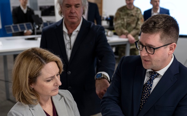 DSD Visits DIU, Kodiak Robotics, Skydio