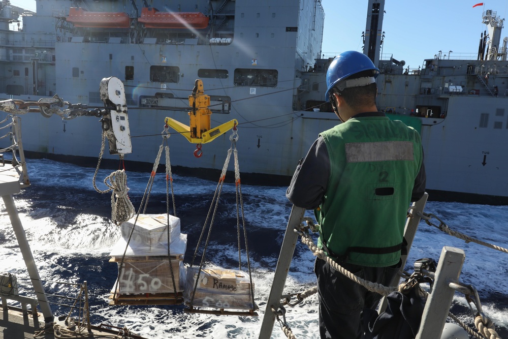 USS Ramage Conducts Underway Replenishment