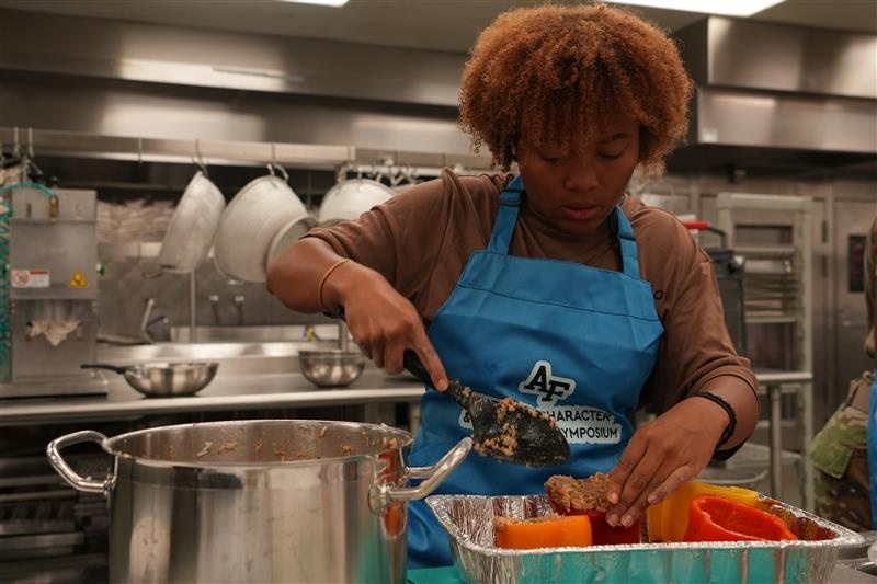 Celebrity chef highlights NCLS kick-off event