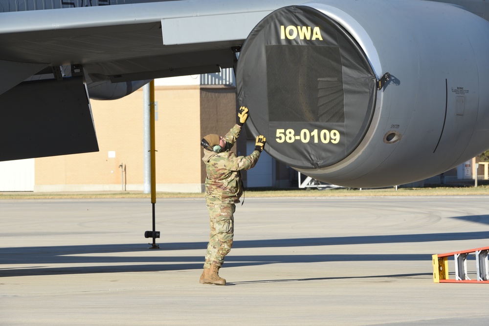 KC-135 engine cover