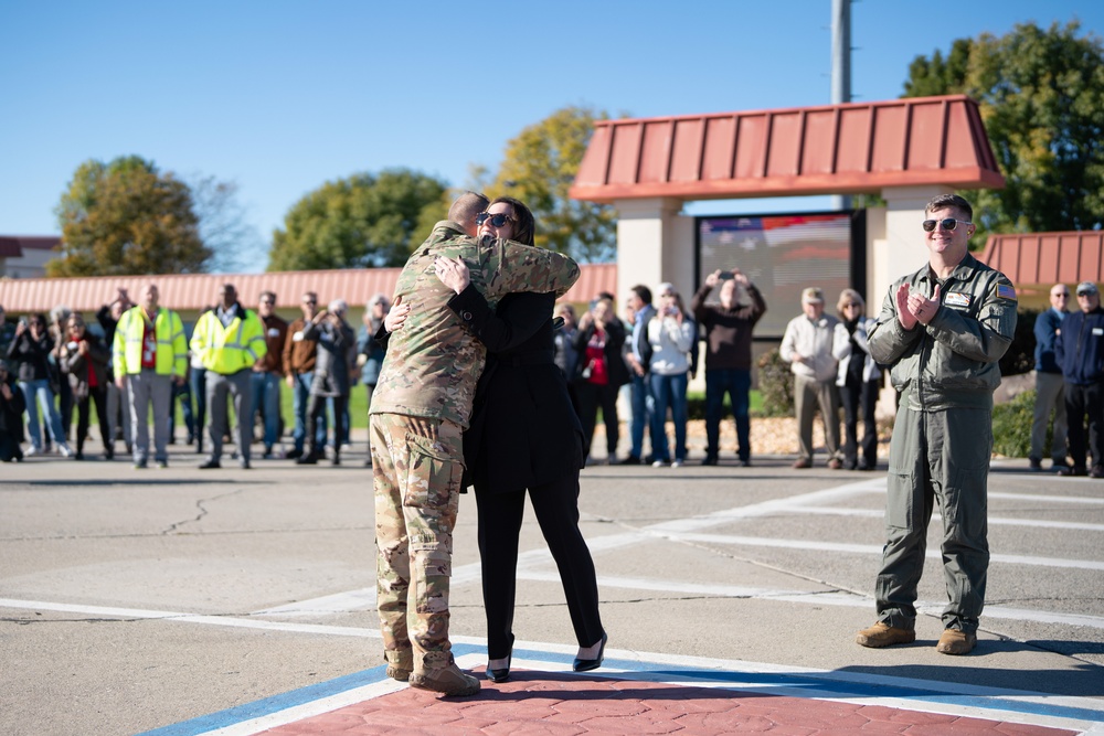 Travis AFB leadership delivers two new KC-46s to their new home 