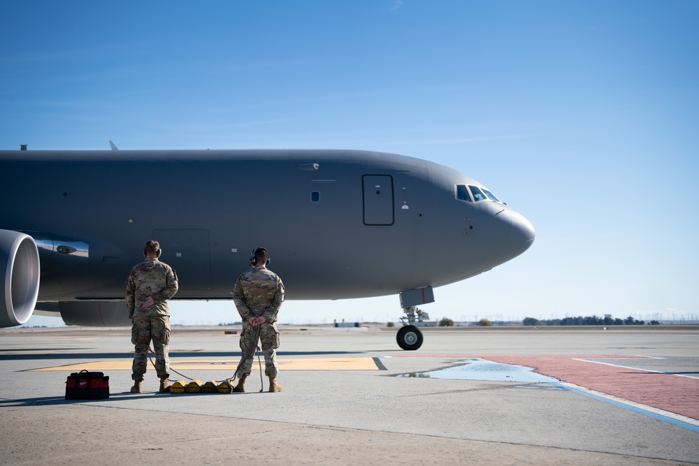 DVIDS - Images - Travis AFB leadership delivers two new KC-46s to their ...