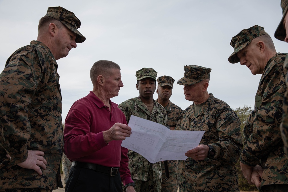 Major General Maxwell Visits MCRD San Diego