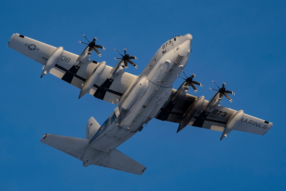 Army paratroopers and Marine Corps aviators conduct joint airborne training at JBER