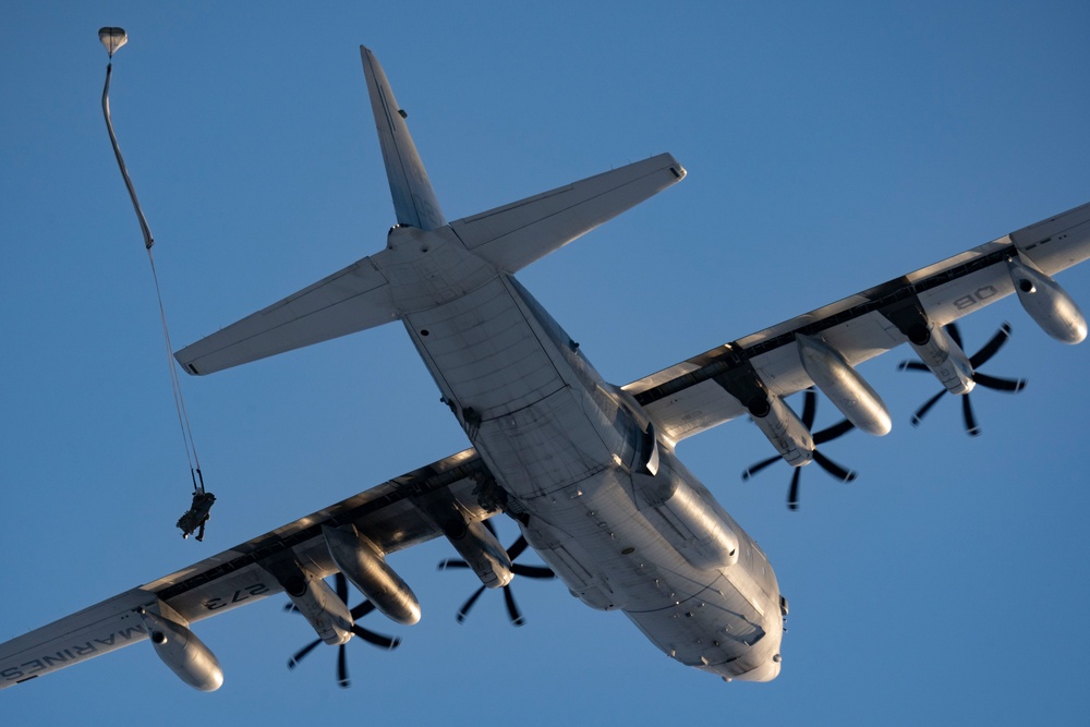 Army paratroopers and Marine Corps aviators conduct joint airborne training at JBER