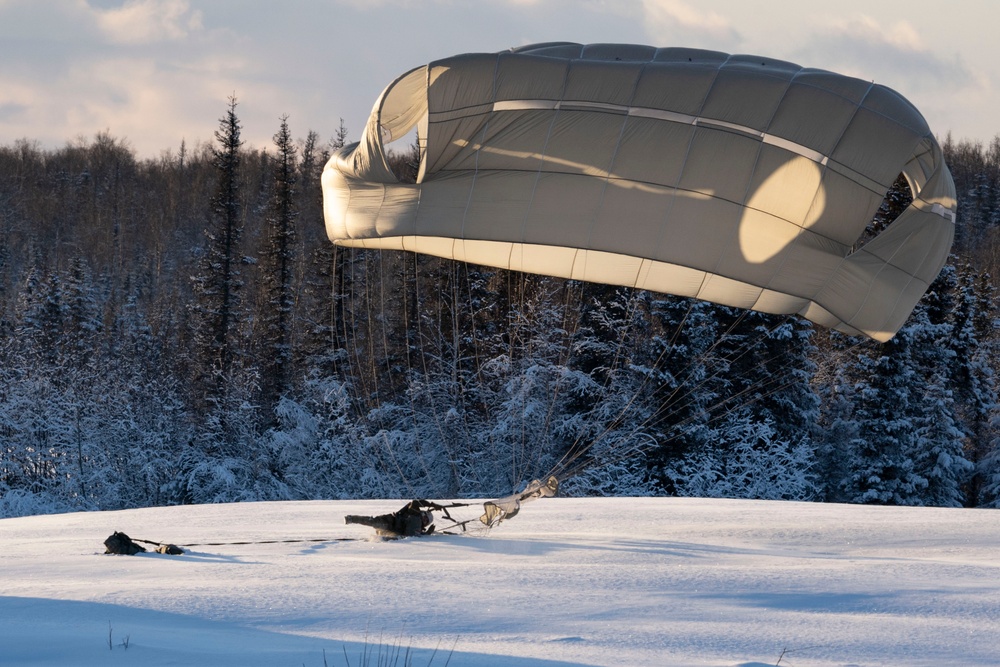 Army paratroopers and Marine Corps aviators conduct joint airborne training at JBER