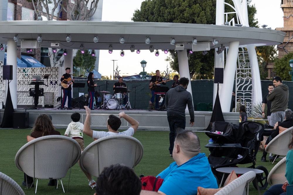 3rd MAW Band Performs at Disneyland Toys for Tots Drive
