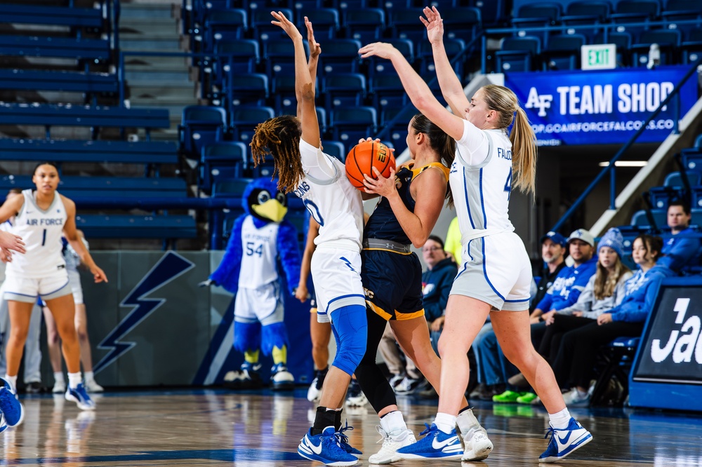 USAFA Women's Basketball vs UNC