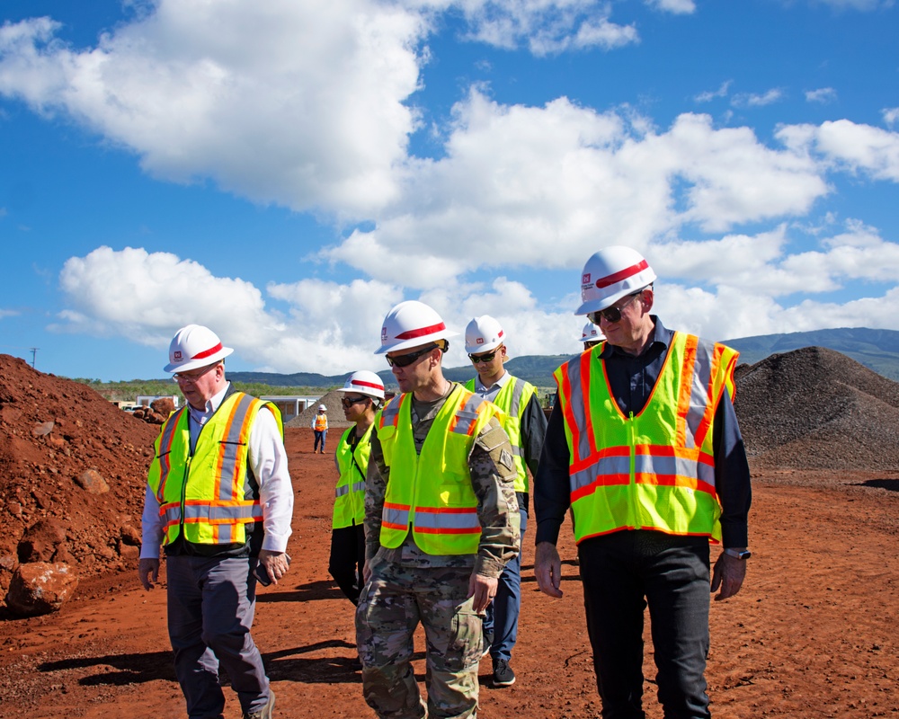 FEMA FCO and Hawaii SCO visit Hawaii Wildfire burn zones