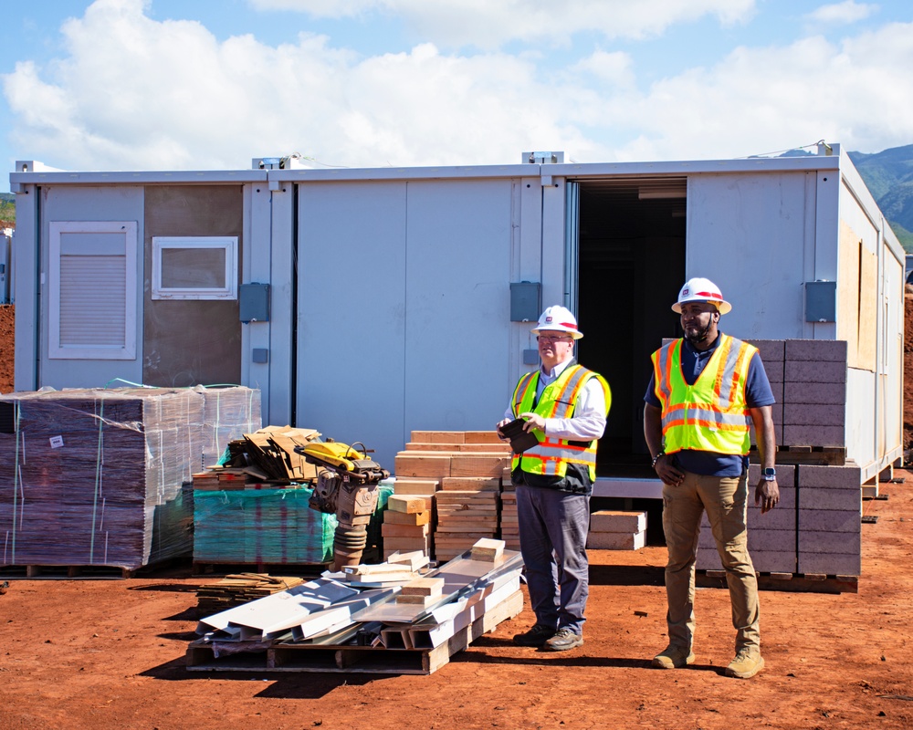 FEMA FCO and Hawaii SCO visit Hawaii Wildfires burn zones