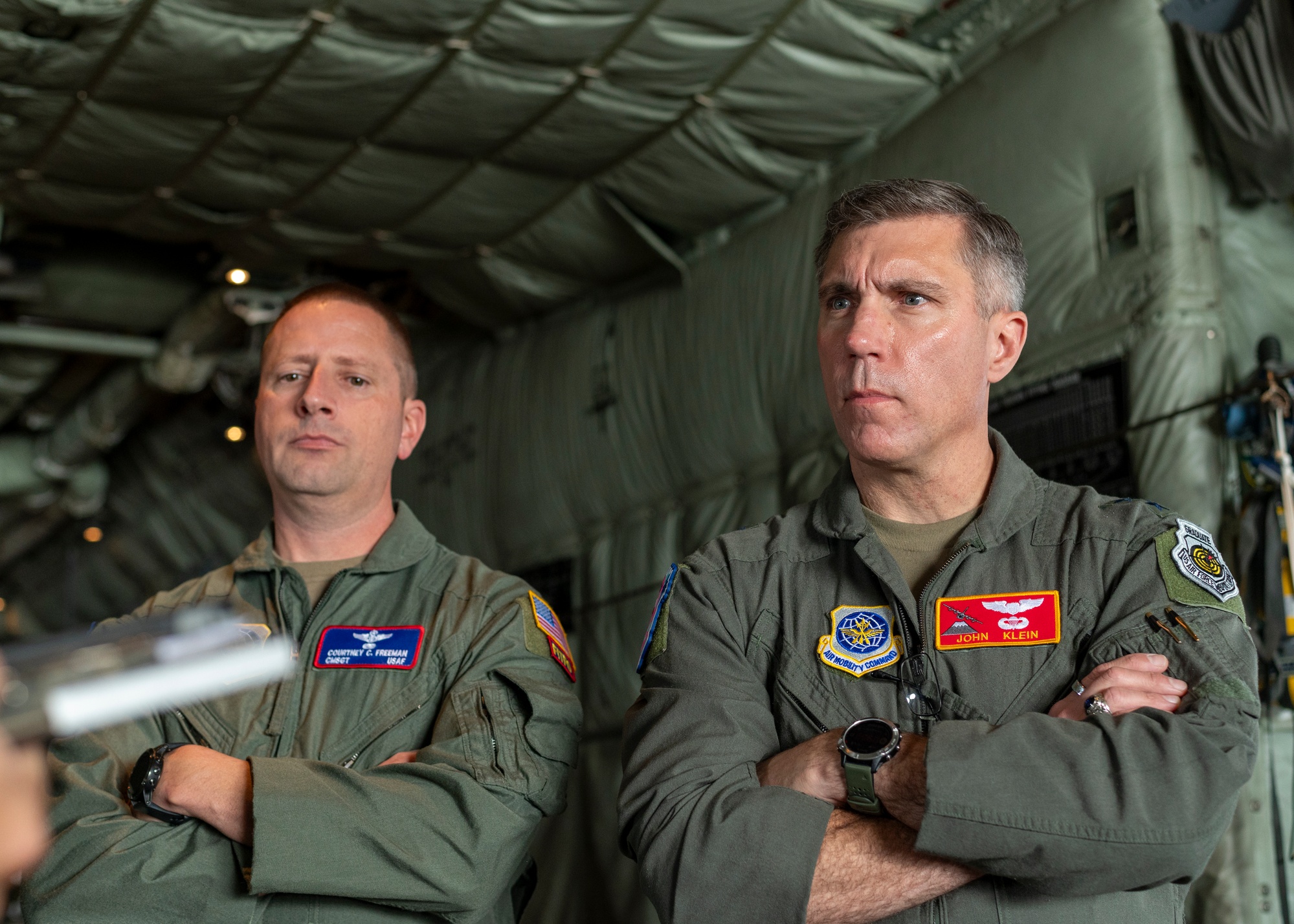 注目ショップ・ブランドのギフト USAFEC, - Images - DVIDS USFJ during flight take commanders バッグ