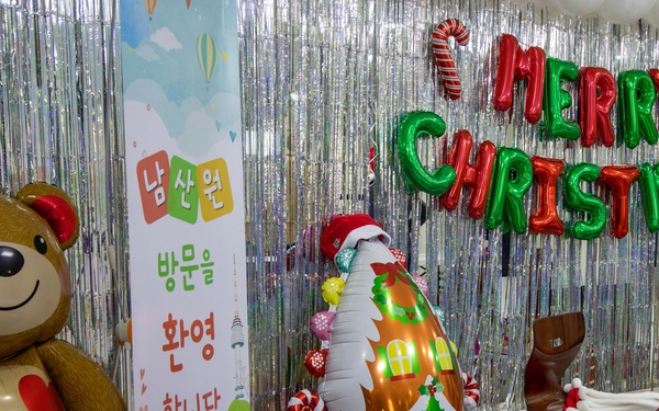 Eighth Army continues tradition of putting smiles on orphans' faces