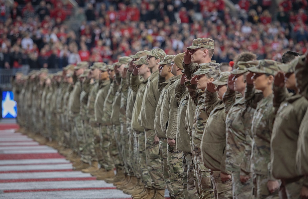 Ohio State hosts military appreciation game on Veterans Day