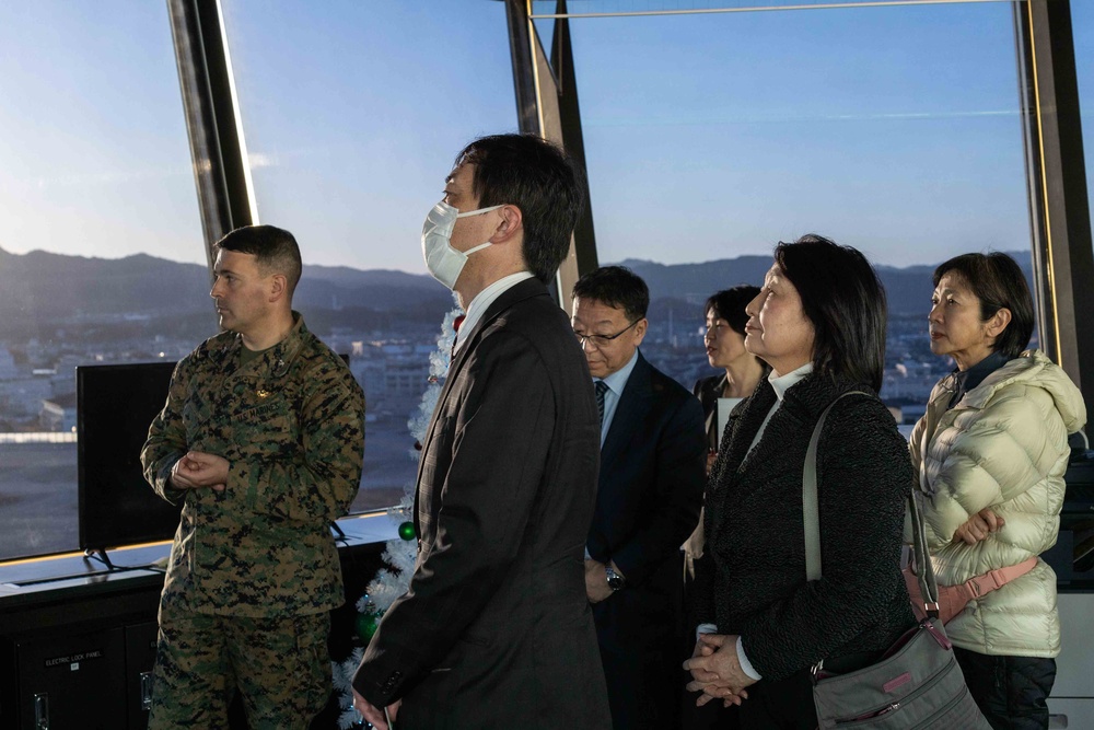 Members of the Central Deliberative Council on Defense Facilities Visit MCAS Iwakuni
