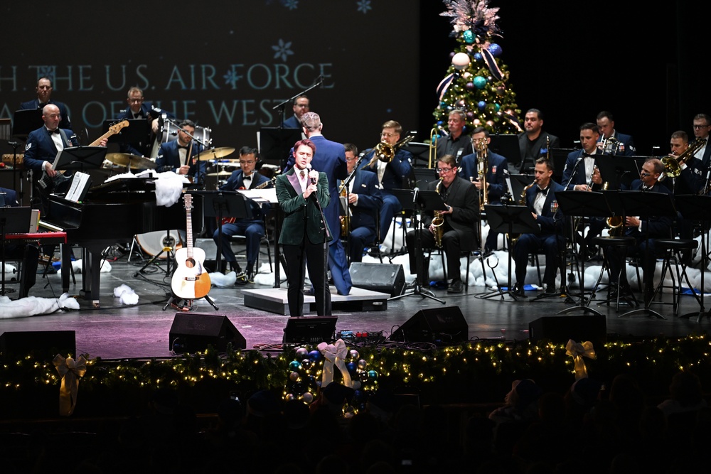 2023 Holiday in Blue Concert