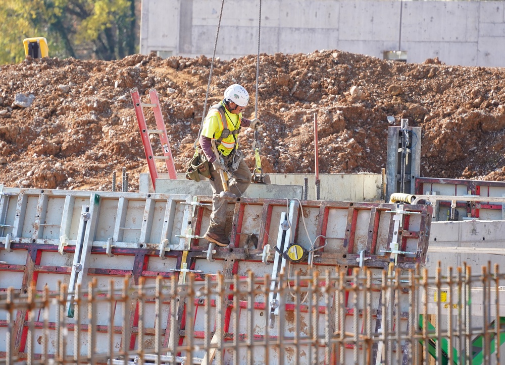 Construction continues at the Louisville VA Medical Center Nov. 8, 2023