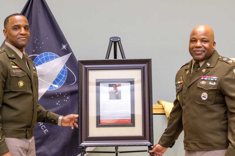 Past employees, commander, join DLA Troop Support’s Hall of Fame legacy
