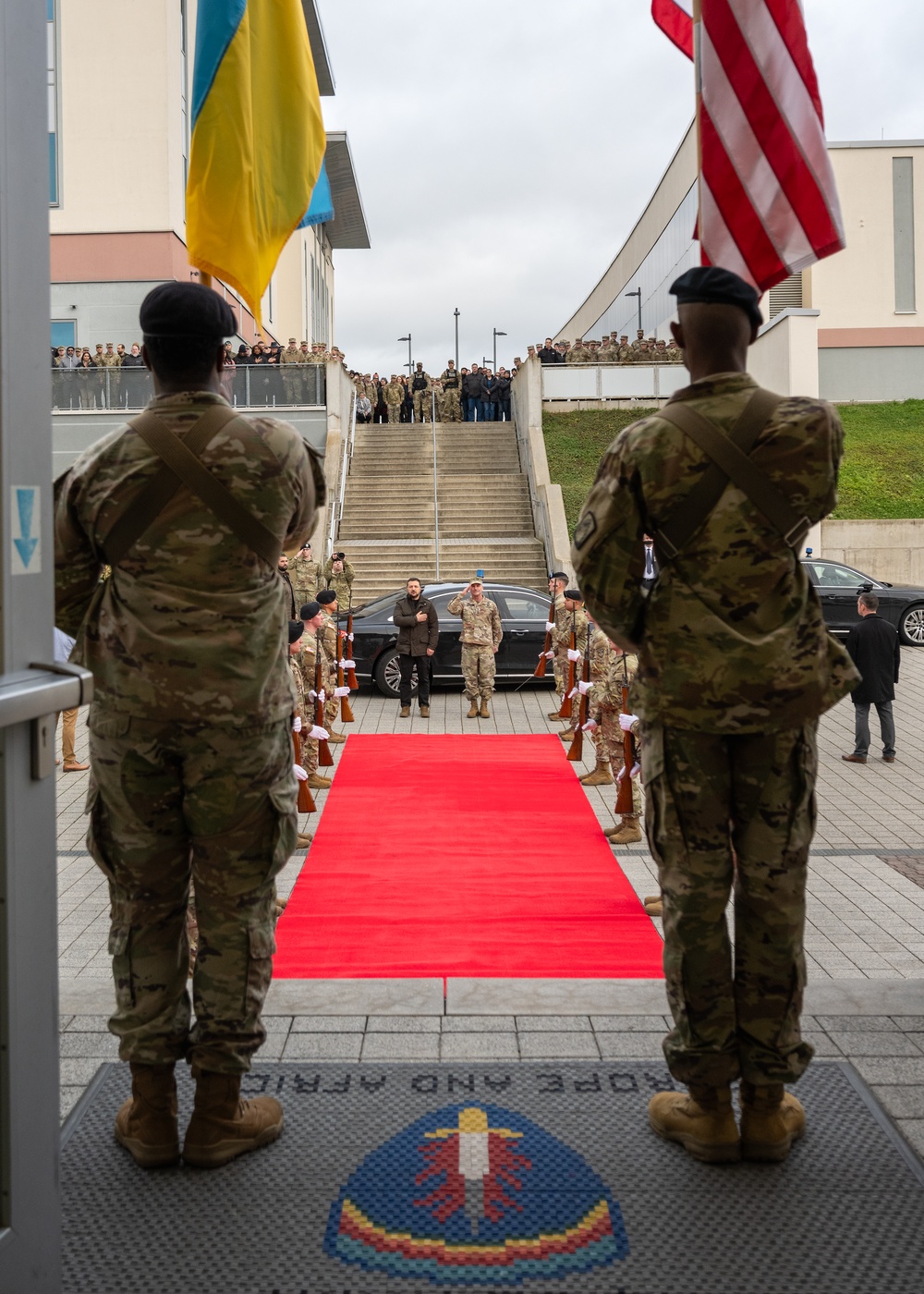 U.S. European Command, Gen. Christopher Cavoli meets with Ukrainian President, Volodymyr Zelenskyy