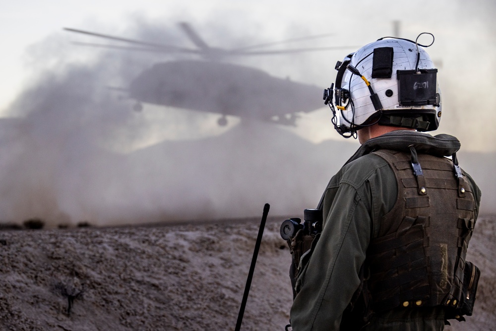 HMH-465 Conducts TRAP Training