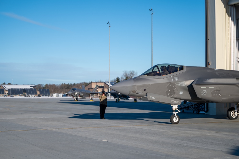 Cool December morning F-35 Launch