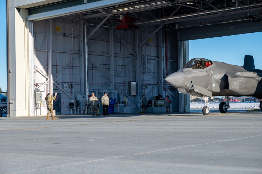 Cool December morning F-35 Launch