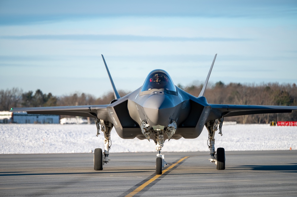 Cool December morning F-35 Launch