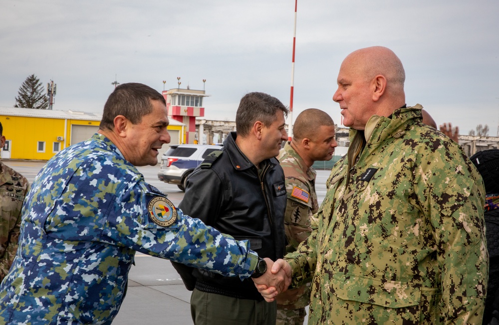 Vice Chairman visits troops at Mihail Kogalniceanu Air Base during USO Holidays Tour