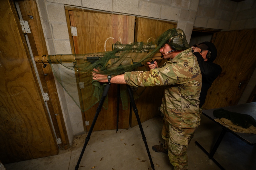 HHC 1-114th Sniper Concealment Training