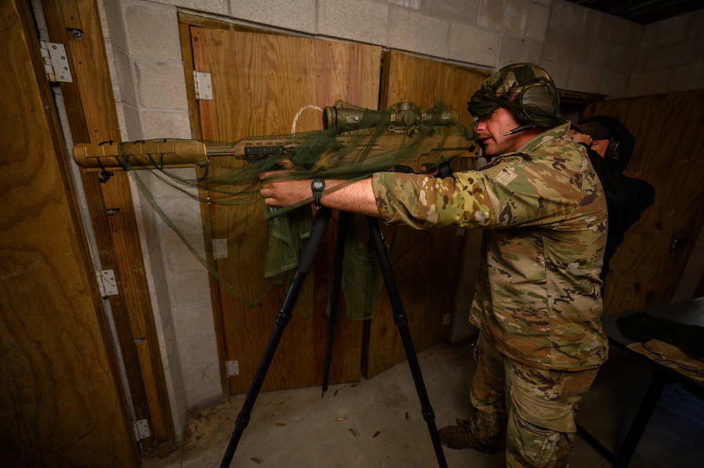 HHC 1-114th Sniper Concealment Training