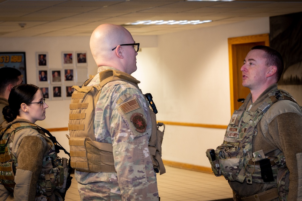 Master sergeant bolsters his mental health through theater