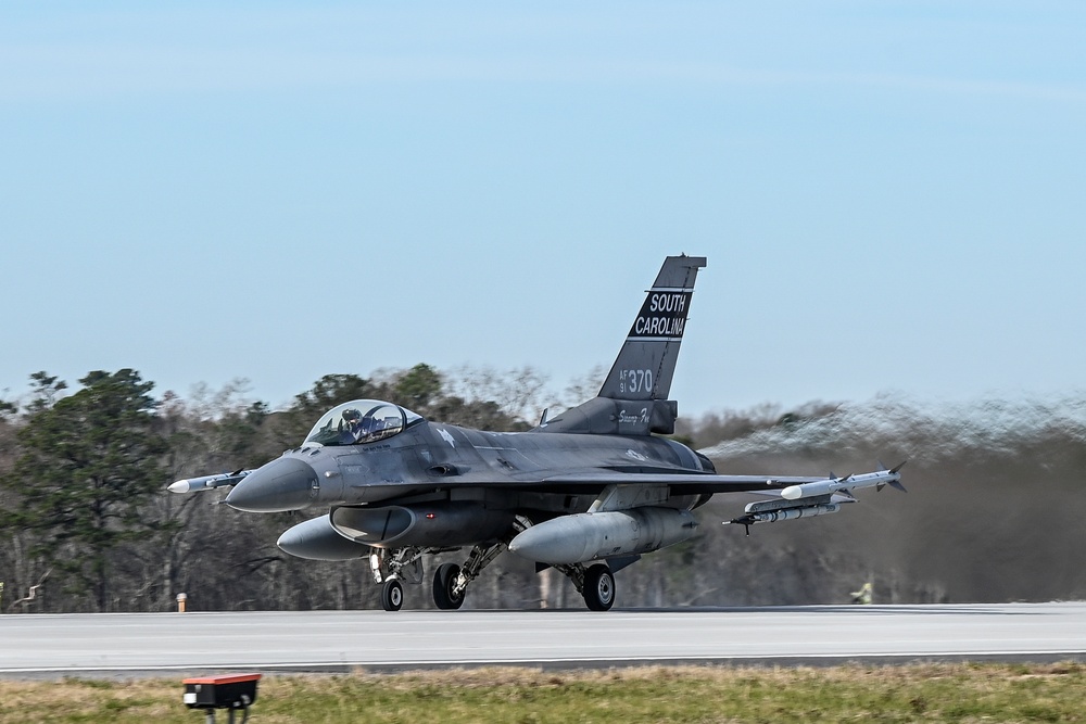 Swamp Fox F-16 Fighting Falcon jets take off for training