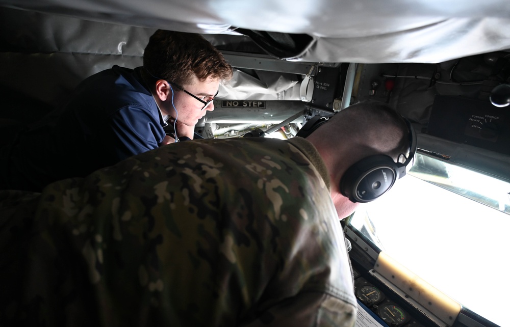 Sooners ROTC cadets fly with the Okies