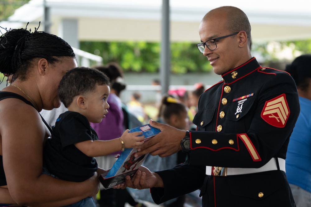 Toys for tots distribution