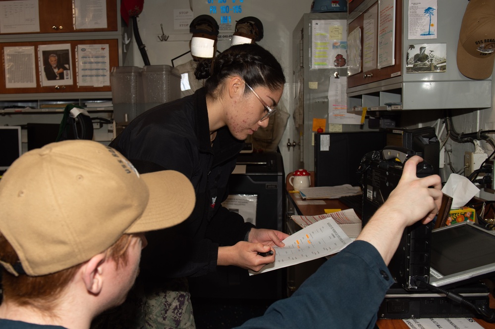 USS Ronald Reagan (CVN 76) Sailors perform maintenance