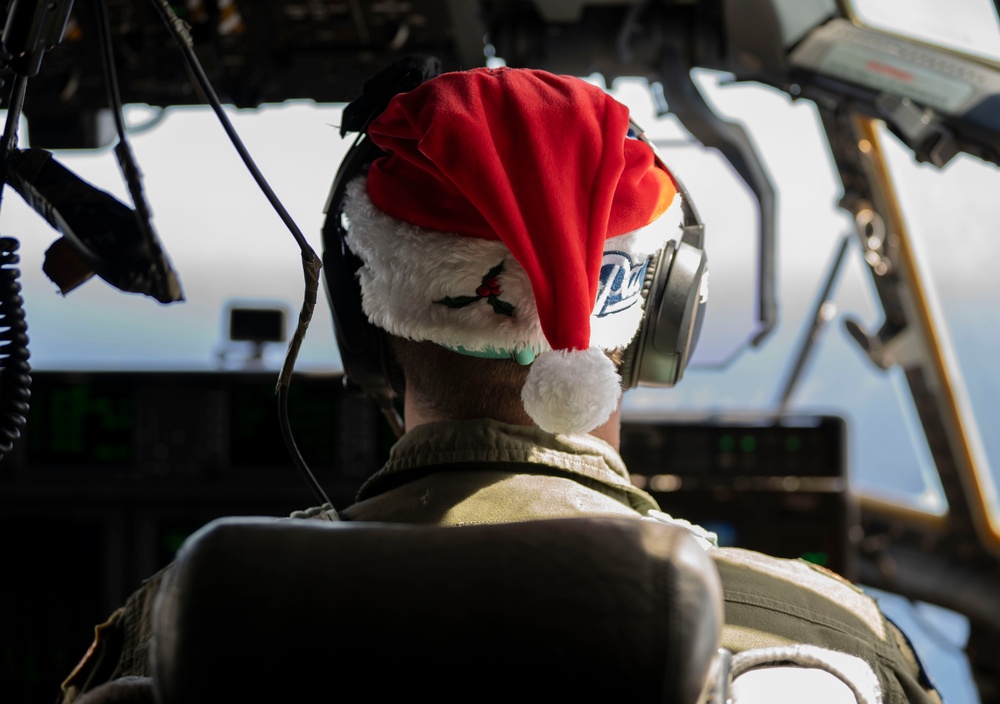 Andersen and Yokota participates in Operation Christmas Drop 2023