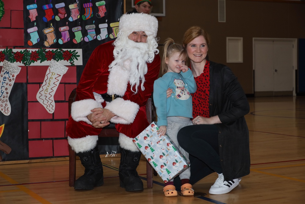 U.S. Marines Spread Cheer with Toys for Tots in Alaska