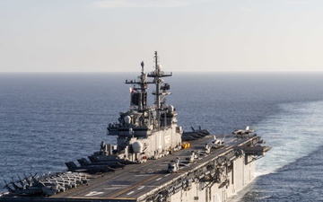 USS Boxer Earns Combat Readiness, Excellence Awards