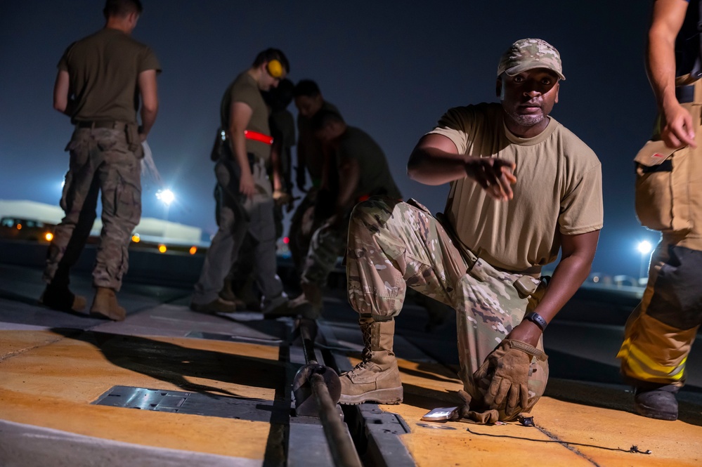 F-15E Strike Eagles test cable arresting system