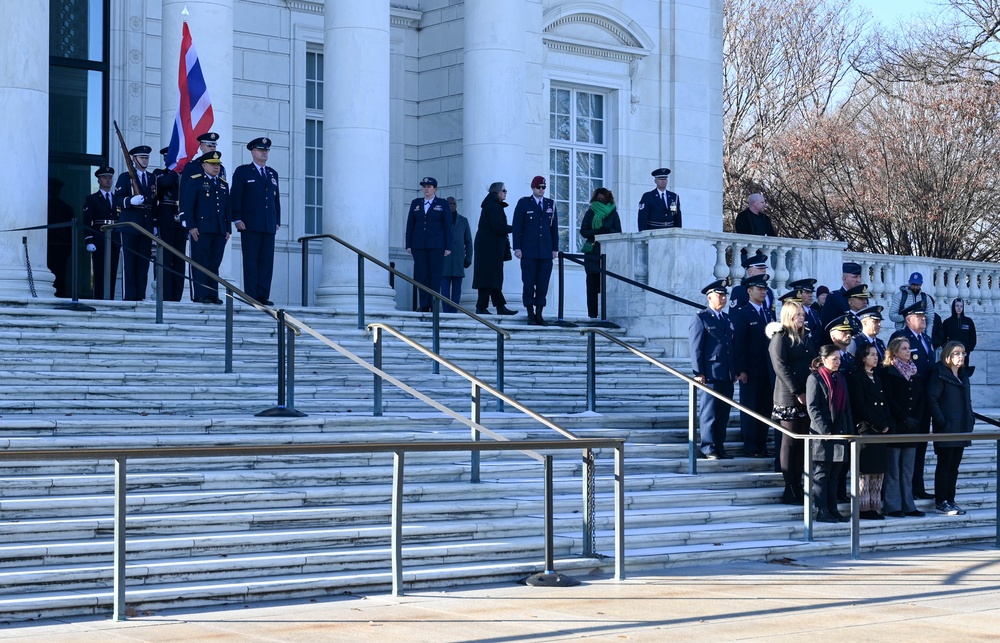 Thai ACM Pattanakul Wreath Laying Ceremony