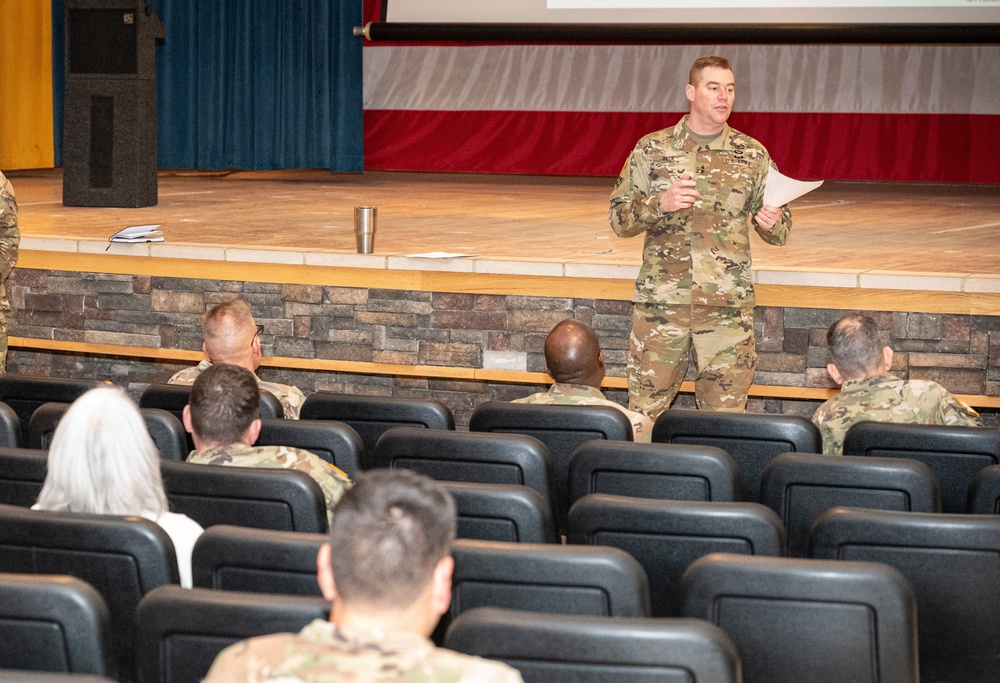 Senior MSCoE, Fort Leonard Wood leaders discuss important changes at town hall