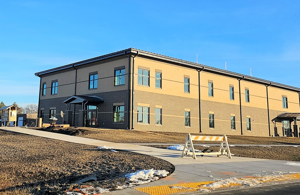 Fort McCoy’s brigade headquarters construction project now 94 percent complete as Christmas 2023 draws near; work continues